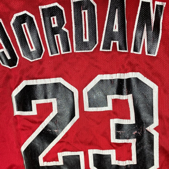 VTG MICHAEL JORDAN JERSEY - Picture 7 of 12